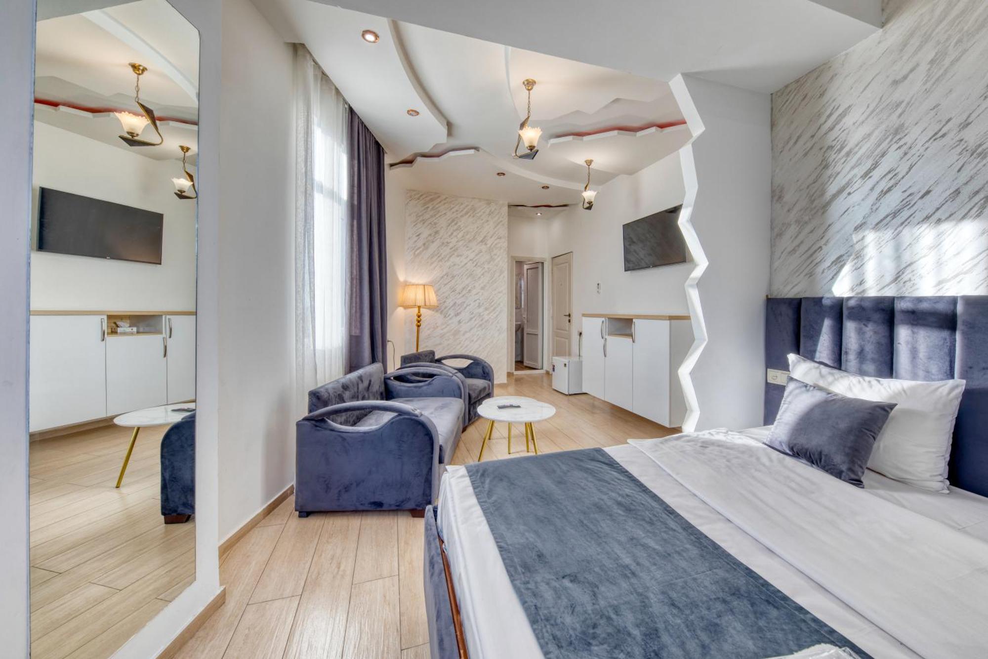Aleppo Hotel Erevan Esterno foto
