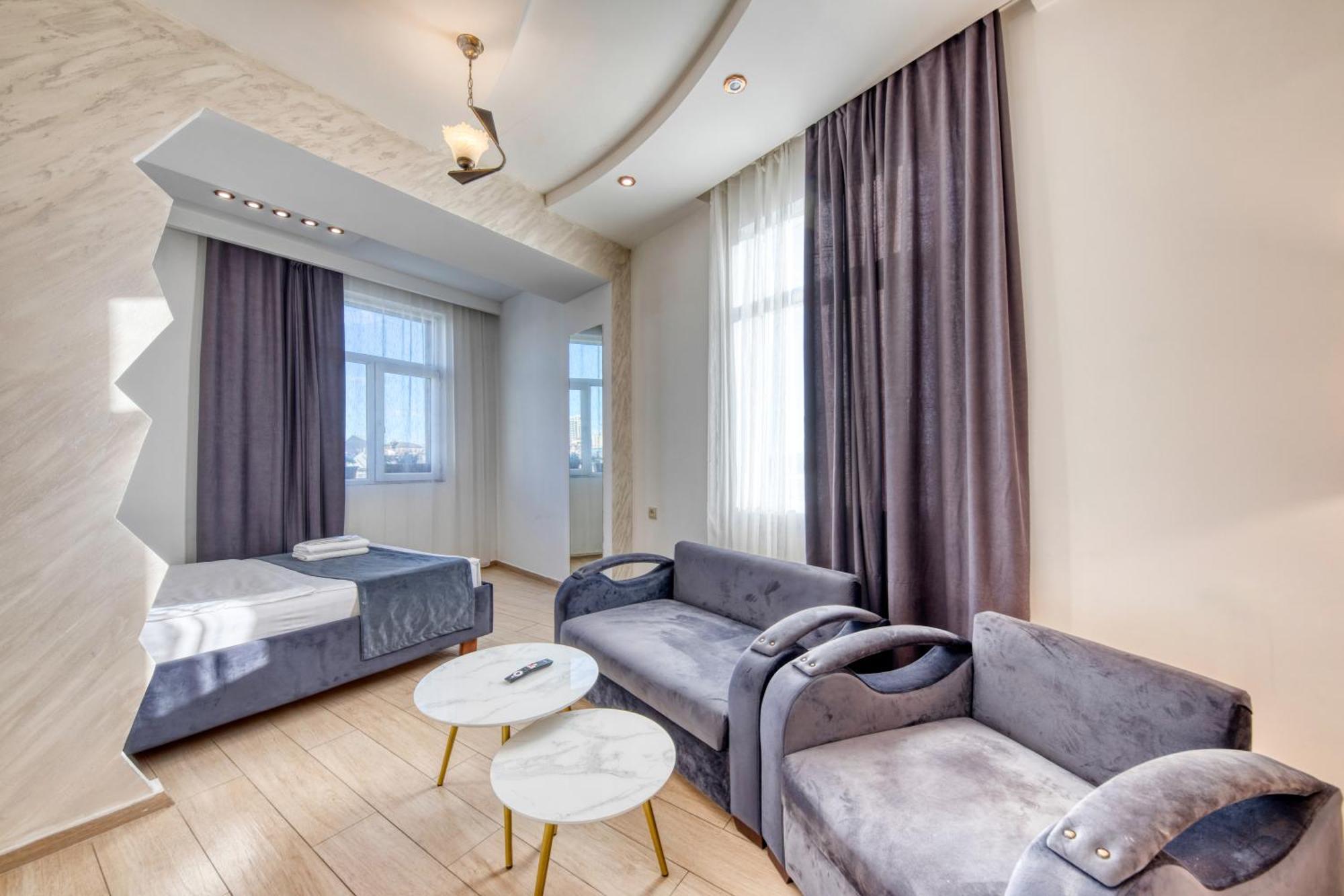 Aleppo Hotel Erevan Esterno foto