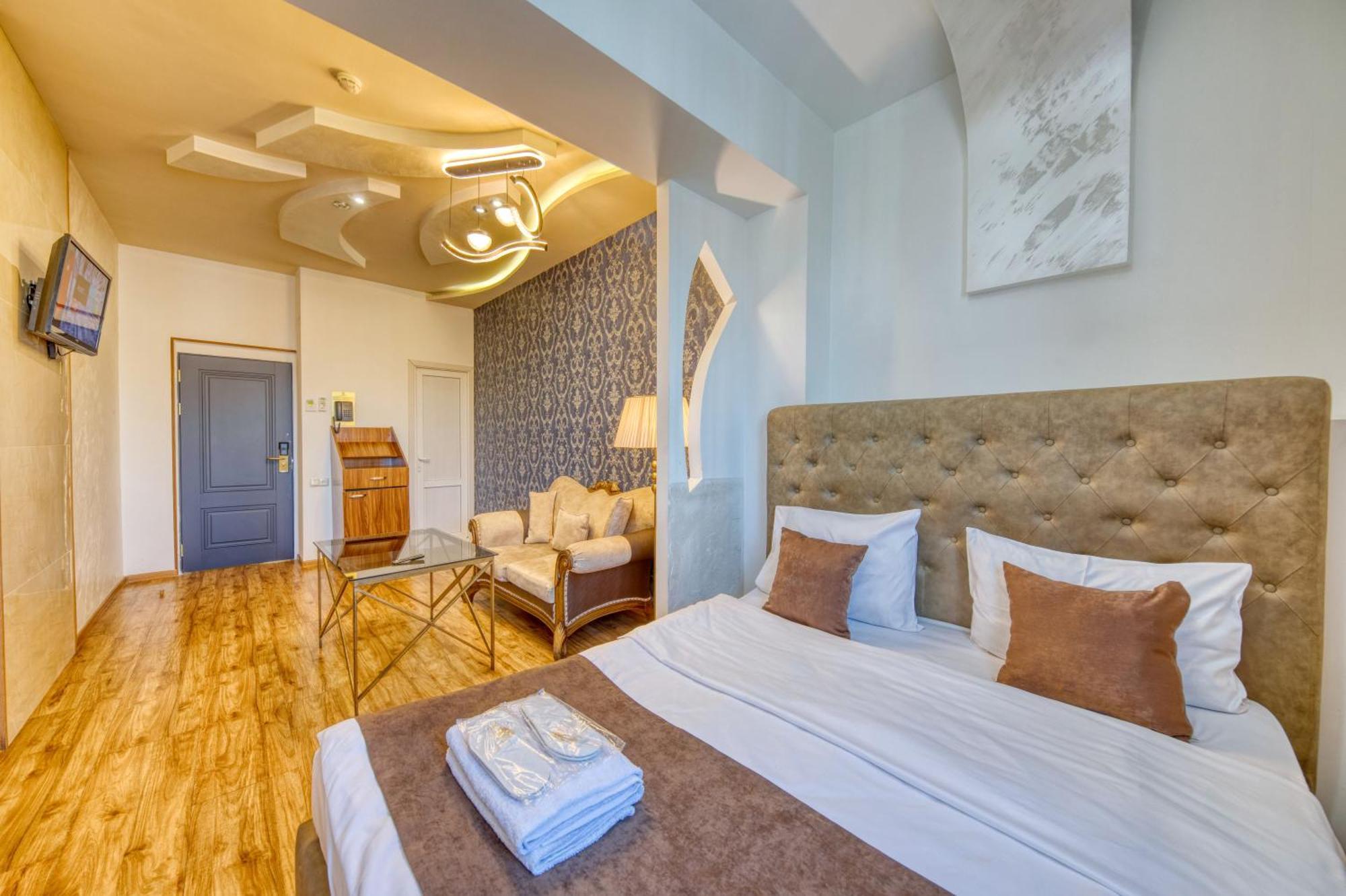 Aleppo Hotel Erevan Esterno foto